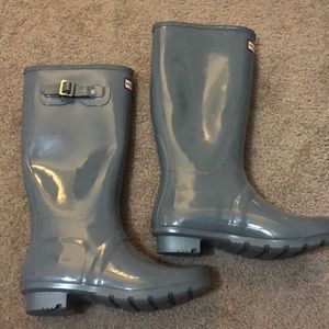 Grey hunter boots
